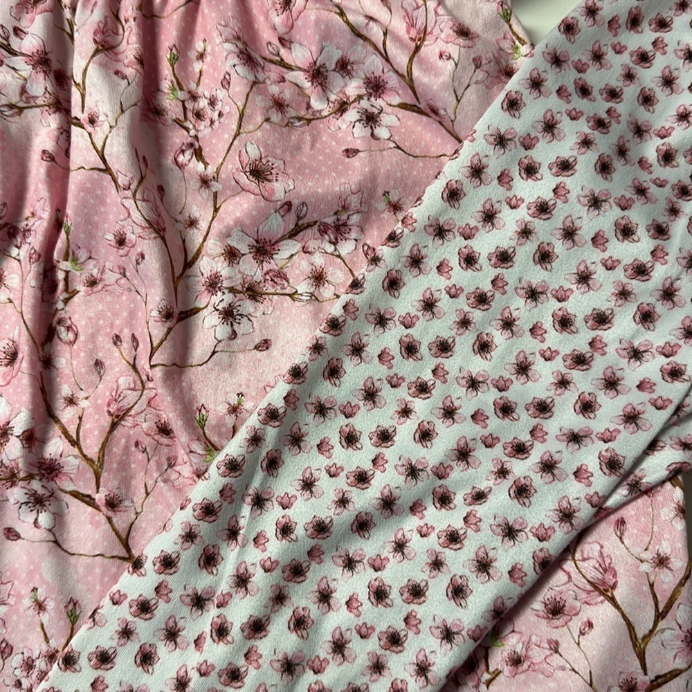 Pete & Lucy Hedgehog Cherry Blossom Outfits size 2 - Picture 3 of 6